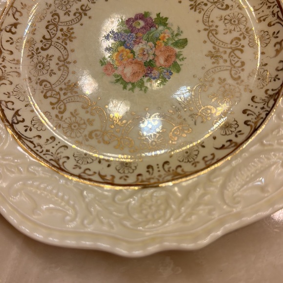 Vintage Adam Steubenville Antiques Plate - Picture 4 of 8